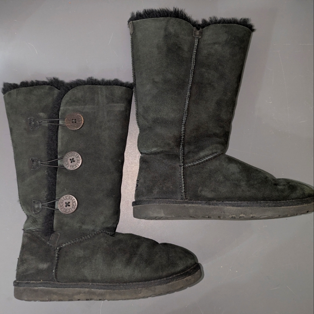 Ugg Bailey Button Triplet Black Suede 1873 Classic Tall Boots Womens Size 9